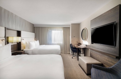 Peachtree City Hotel | Crowne Plaza Atlanta SW - Peachtree City by IHG