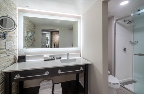 Peachtree City Hotel | Crowne Plaza Atlanta SW - Peachtree City by IHG