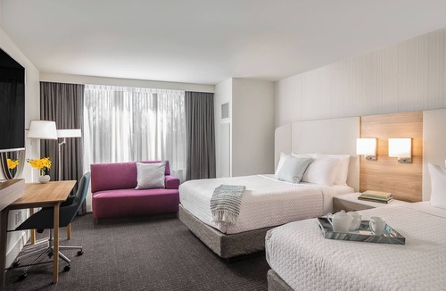 Dunwoody Hotel | Crowne Plaza Atlanta Perimeter at Ravinia by IHG