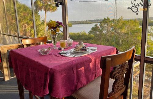 Crystal River Bed & Breakfast | Crystal River Lullaby B&B