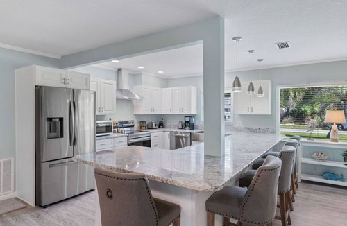 Crystal River House | Crystal River Pool Home ~ Waterfront w/Boat Dock, Hot Tub & fenced backyard.