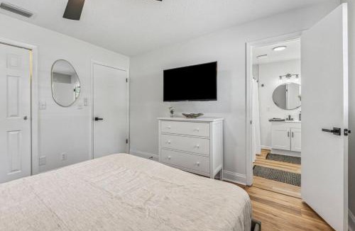 Crystal River House | Crystal River Retreat Sleeps 8 5 min to Boat Ramp