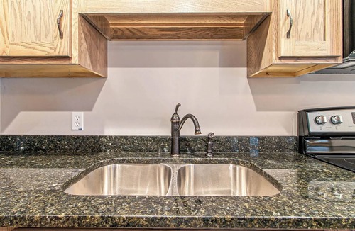 Van Buren Apartment | Current River Retreats 1 - 2 Bedroom - Sleeps 6 - Cozy Apartment