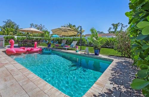 Central Naples House | Custom Naples Pool Oasis 3BDR