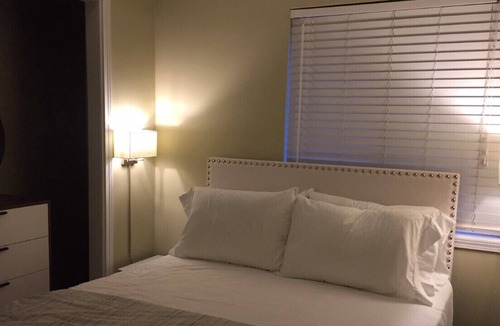 Virginia Highland Condo | Cut,Clean, Affordable! Virginia Highlands, Ponce City Market, Beltline Location