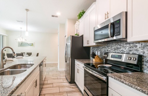 Kissimmee House | Cute 4 Bed Splash Pool Townhome in Storey Lake