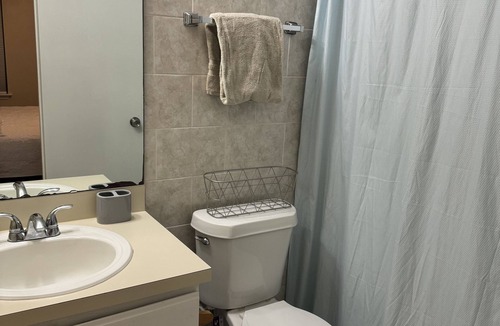 Sandalwood House | Cute and Comfy 3 bedroom home