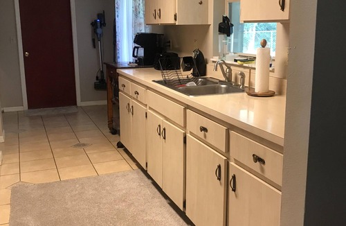 Ocala House | Cute & Open one-story House, near World Equestrian Center & Florida Horse Park