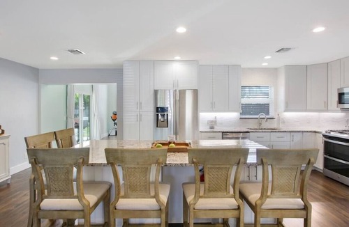 Florida North Atlantic Coast House | Cutting-edge & Cozy 4 Bed 2 Bath North Palm Beach!
