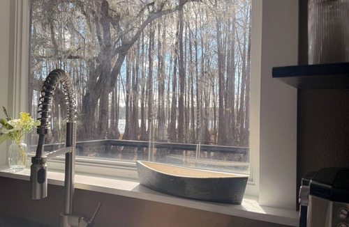 Lake Bradford -Cascade Lake House | Cypress House with a lake view