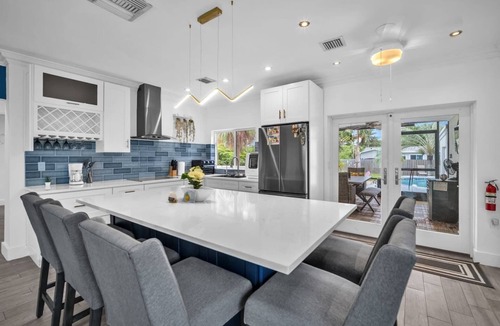 Melaleuca Gardens House | Dania Beach - Paradise House