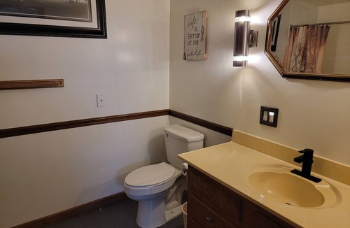 Tiptonville Cabin | Dave shallow lake lodge at reelfoot lake 2 story cabin 14 lakefront property