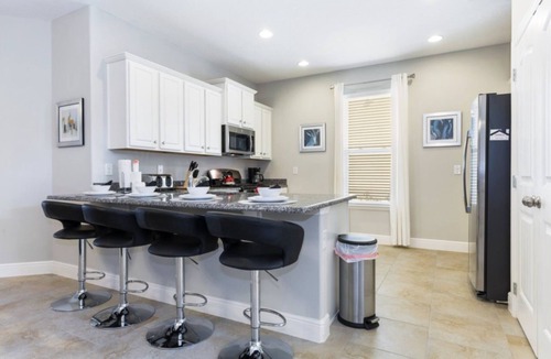 Loughman Villa | Davenport Villa - Stay10 - Parking - Pool - HotTub