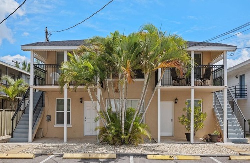 Davis Islands Apartment | Davis Islands 1 Bedroom Grecian Island