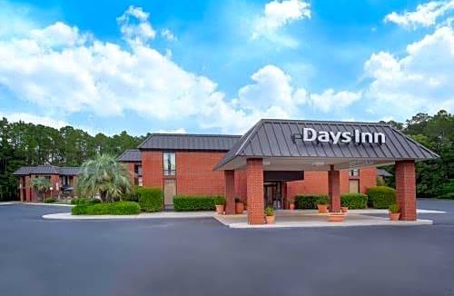 Statesboro Hotel | Days Inn by Wyndham Statesboro