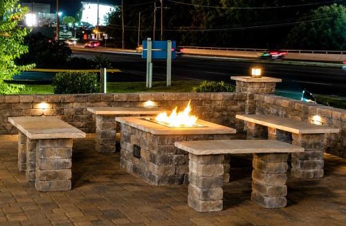 Sevierville Hotel | Days Inn by Wyndham Apple Valley Pigeon Forge/Sevierville