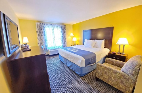 Morrow Hotel | Days Inn by Wyndham Atlanta/Southlake/Morrow