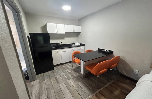 Gracewood Hotel | Days Inn by Wyndham Augusta/Fort Eisenhower