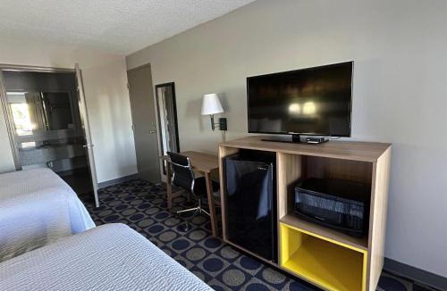 Peach County Hotel | Days Inn by Wyndham Byron