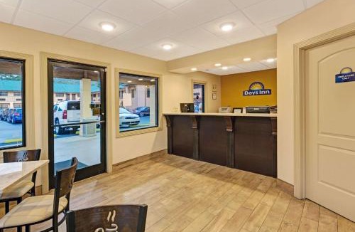 Cherokee Hotel | Days Inn by Wyndham Cherokee Near Casino