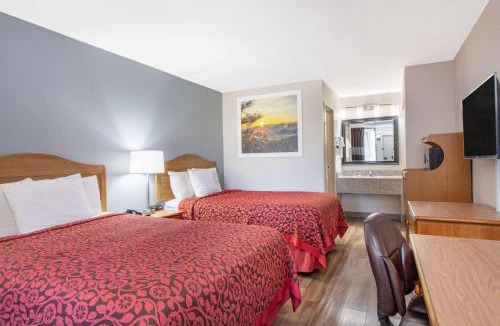 Clinton Hotel | Days Inn by Wyndham Clinton - Laurens I-26