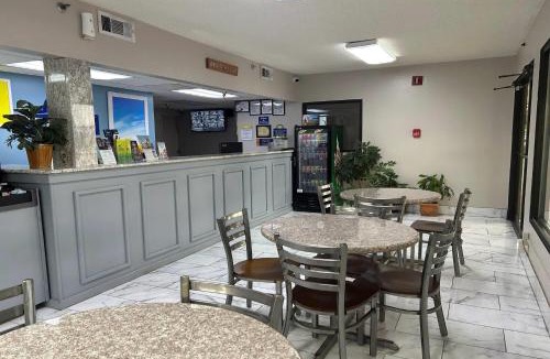 Dublin Hotel | Days Inn by Wyndham Dublin GA