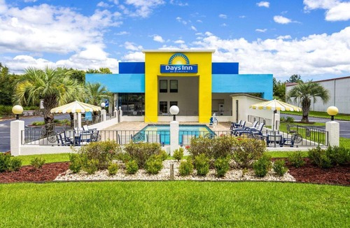 Ladson Hotel | Days Inn by Wyndham Ladson Summerville Charleston