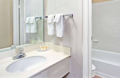 Marietta Hotel | Days Inn by Wyndham Marietta-Atlanta-Delk Road