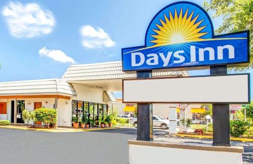 United Central Hotel | Days Inn by Wyndham St. Petersburg Central