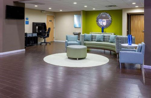 Cherry Hill Hotel | Days Inn & Suites by Wyndham Cherry Hill - Philadelphia