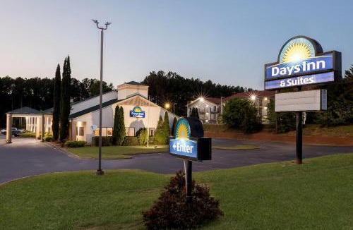 Peachtree Corners Hotel | Days Inn & Suites by Wyndham Peachtree Corners Norcross