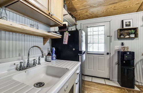 Dayton Cottage | Dayton Cabin on 42-acre Farm: Fish, Hike, Unwind!