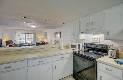 Ocean View Halifax Estates Apartment | Daytona Beach Condo with Beach View and Access!