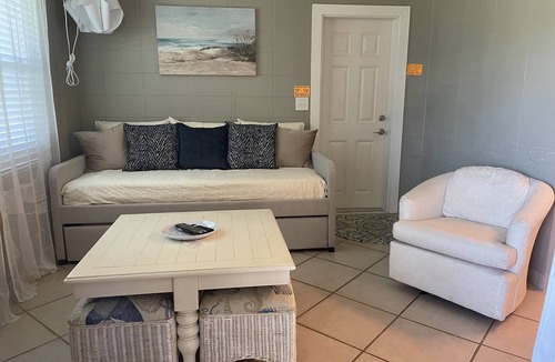 Carter Norwood House | Daytona Beach Shores Beach House with Pool & Hot Tub