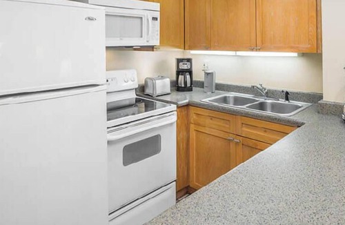 Daytona Beach Villa | Daytona Beach | Beach Days | Pool & Boardwalk | 2BR Lockoff