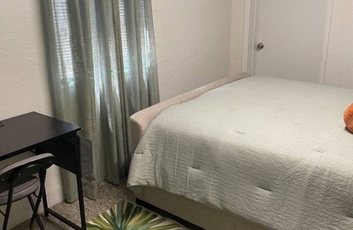 Kingston House | Daytona Beach Rental w/ Full Kitchen