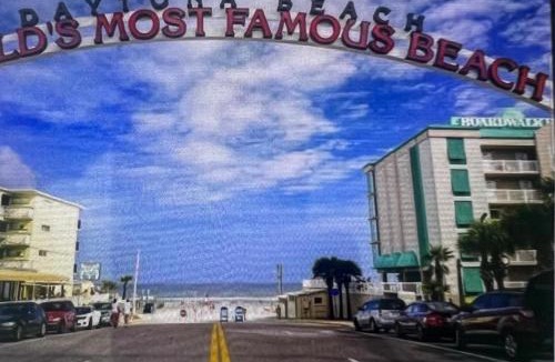 Daytona Beach Shores Apartment | Daytona beach Shores beachfront exclusive cove
