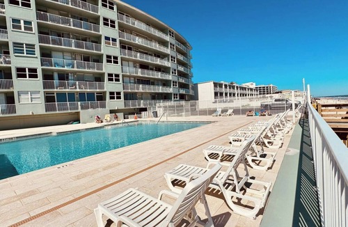 East Daytona Apartment | Daytona Double Delight