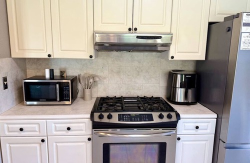 South Daytona House | Daytona Drift Pet Friendly Clean & Affordable