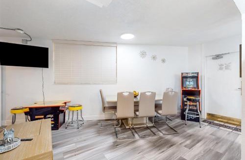 Daytona Beach Shores House | Daytona Hawaiian Inn 431