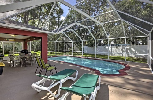 Holly Hill House | DAYTONA “PICTONA” 3BR/2BA POOL HOME, NASCAR/ROLEX/TURKEY RUN/LPGA GOLF TOO!