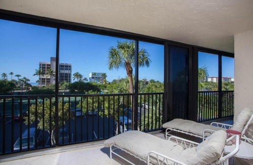 Bonita Springs House | Debbie's Sea Isles Condo