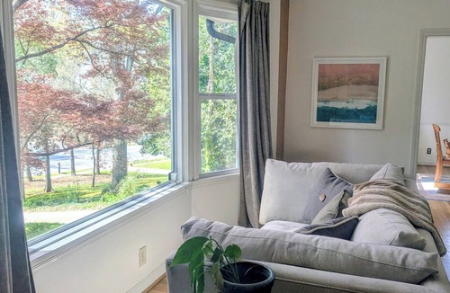 Decatur House | Decatur Family Haven, 4BR + Huge Turf Yard