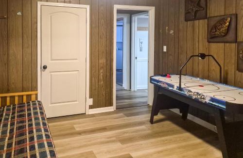 Cisco House | Deck & 2-Acre Yard: Quiet Getaway in Crandall!