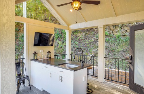 Cookeville Cabin | Deck, Grill & Fishing Pond: Modern Cookeville Gem