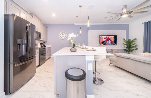 Kissimmee Ski Chalet | Decorous Townhouse 4Bed/3Baths/Pool/5Min Disney