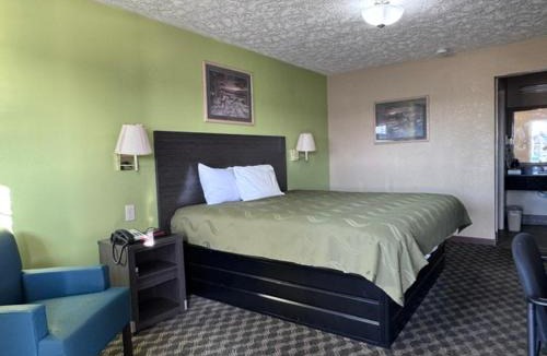 Smyrna Hotel | Deerfield inn & Suits