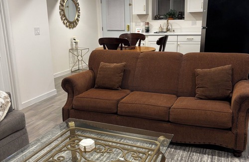 Potomac Apartment | Delightful 2-bedroom basement apartment in Potomac.