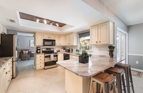 Bradenton House | Delightful Beach House with a Pool!