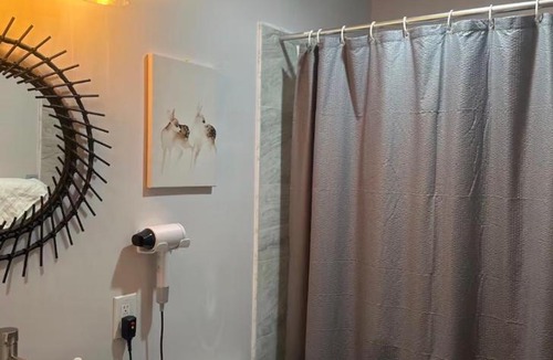East Passyunk Crossing House | Dellyen fullync